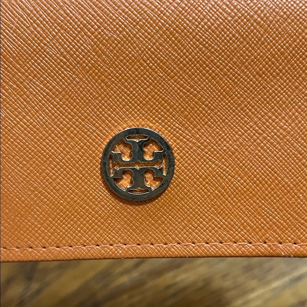 Tory Burch Tortoise Shell Folding Sunglasses with Orange Case - Picture 15 of 16